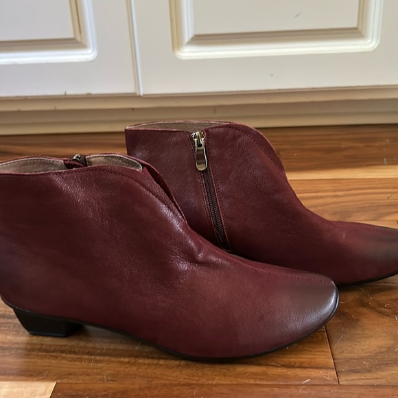 NEW Spring Step Aellice Bordeaux Soft Leather Zip Boots SZ 42/10.5-11 - Picture 1 of 6